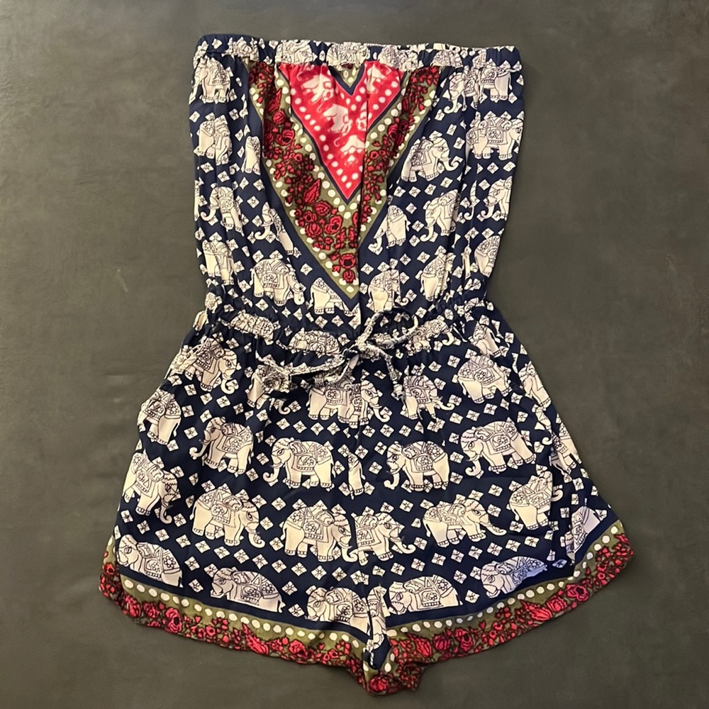 Women’s strapless romper
